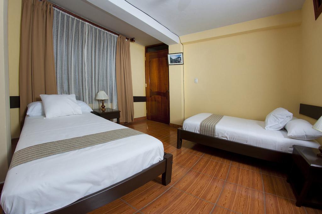 Yucay Plaza Inn ภายนอก รูปภาพ