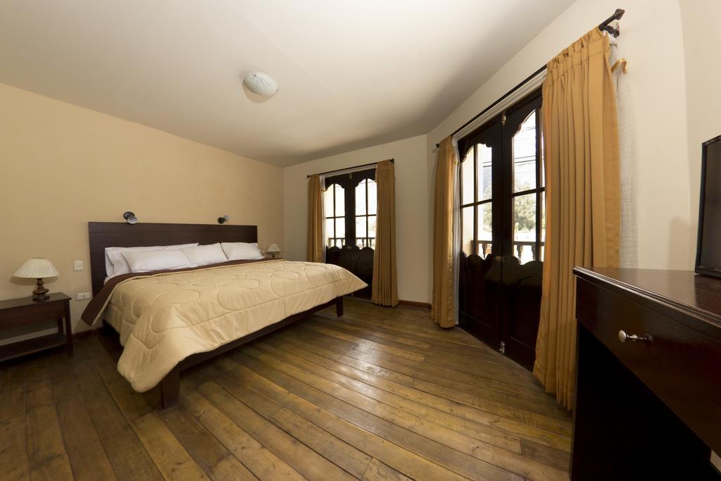 Yucay Plaza Inn ภายนอก รูปภาพ