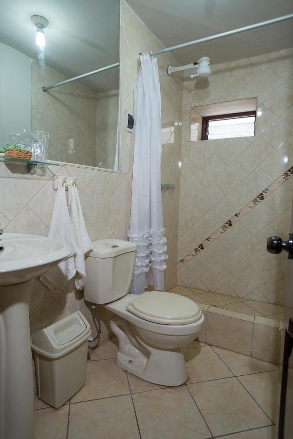 Yucay Plaza Inn ภายนอก รูปภาพ